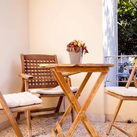 Adorable House With 2 Bedrooms In Chalandri Apartment *